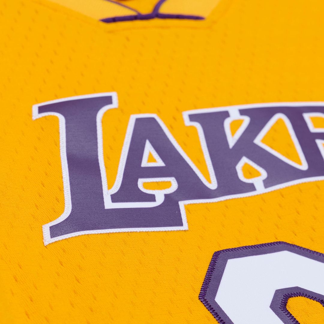 Los Angeles Lakers Mitchell & Ness x Playboi Carti 1999-00 Swingman Jersey - Gold