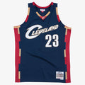 LeBron James Cleveland Cavaliers Mitchell & Ness Hardwood Classics Swingman Jersey - Navy