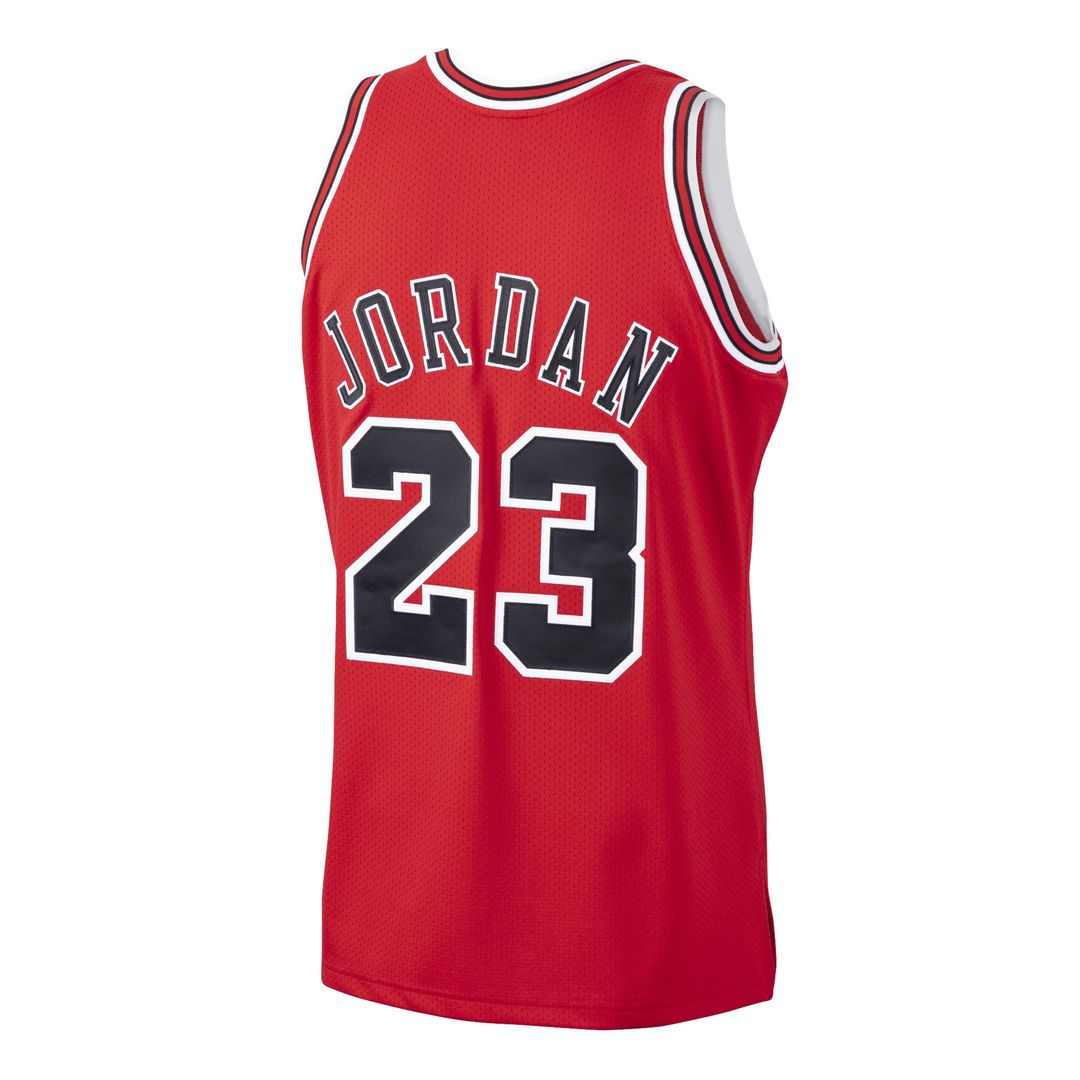Michael Jordan Chicago Bulls Mitchell & Ness 1997/98 Hardwood Classics Authentic Jersey - Scarlet