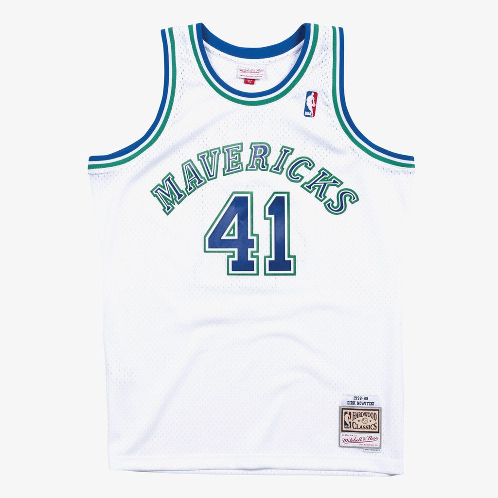 Dirk Nowitzki Dallas Mavericks Mitchell & Ness 1998-99 Hardwood Classics Swingman Jersey - White