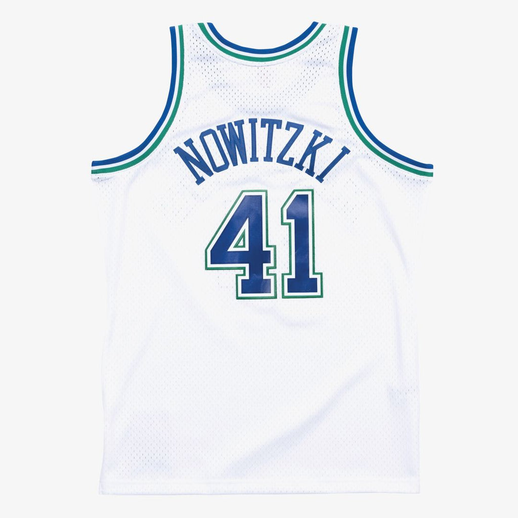 Dirk Nowitzki Dallas Mavericks Mitchell & Ness 1998-99 Hardwood Classics Swingman Jersey - White